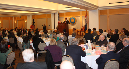 Ratanjit Sondhe speaks at the City Club of Cleveland