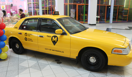 Metropolis Taxi Cab
