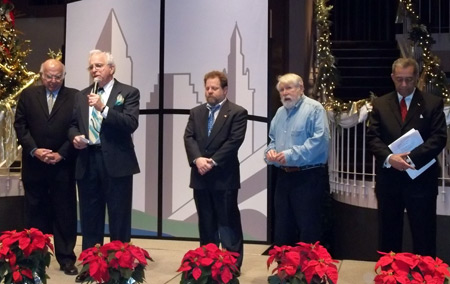 Harlan Diamond, Rabbi Roberts, Rabbis Matthew and Frederick Eisenberg and Leon Bibb