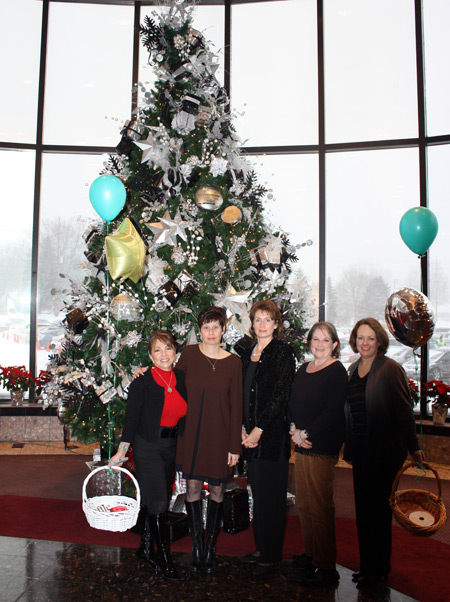 Working Women Connect - Mayfield Chapter, Laura Carpenter-Vobornik, Diana Geremia, Krisann Hester, Linda Sehreckinger-Sadler and Maureen Reich