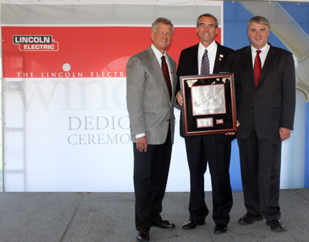 Lincoln Electric CEO John Stropki Jr with Euclid Mayor Bill Cervenik and Lincoln president George Blankenship