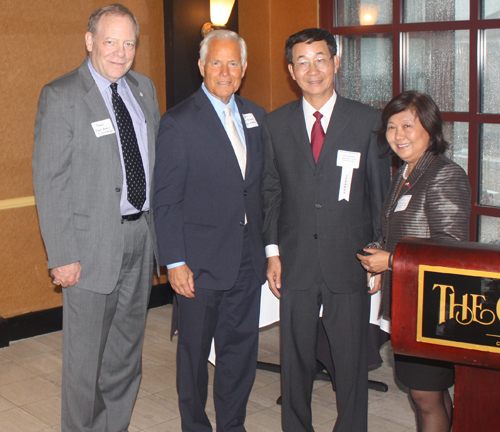 Robert Bowman, Mayor Don Plusquellic, Consul Sun Guoxiang and Ye-Fan Glavin