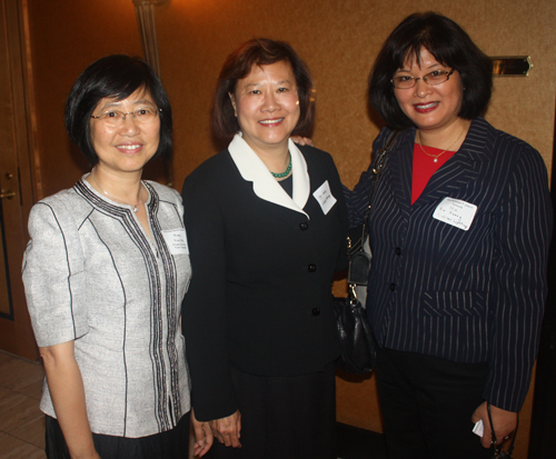 Wang Min, Judy Wong and Hu Huang 