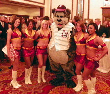 Cleveland Cavs Girls with mascot