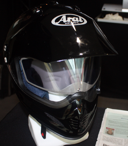 Helmet with AlphaMicron liquid crystal technology