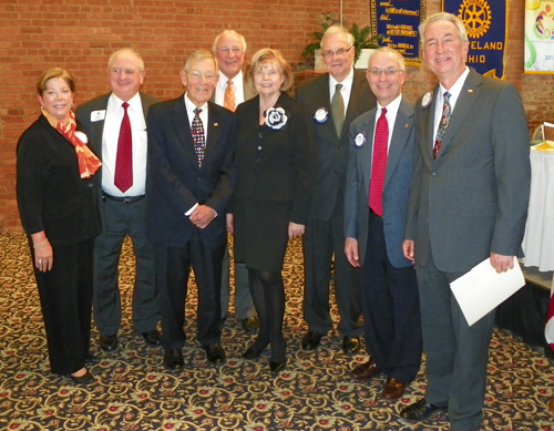 Consuls with Sen George Voinovich