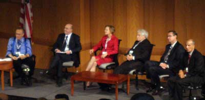 Larry King speaking at the 2007 Cleveland Clinic Medical Innovation Summit - Dr. Steven Nissen, Chairman of Cardiovascular Medicine at Cleveland Clinic, Dr. Elizabeth Nabel, director at the National Institute of Health, Dr. Bruce Lytle, Cleveland Clinic Cardiothoracic Surgeon, Tony Zook, US President and CEO of AstraZeneca and Michael Mussallem, CEO of Edwards Lifesciences.
