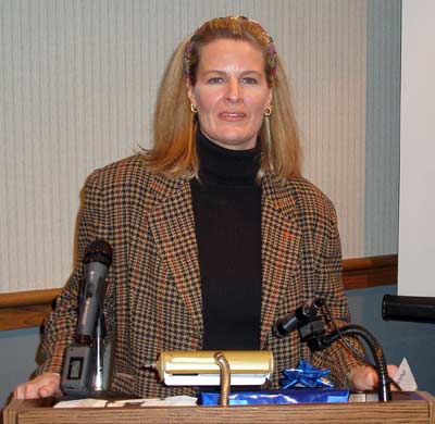 Suzanne Drake speaking to a John Carroll business audience
